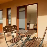 Homestay House Europa *